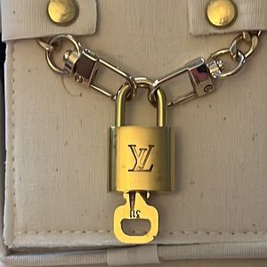 Louis Vuitton lock and key with chain#311
